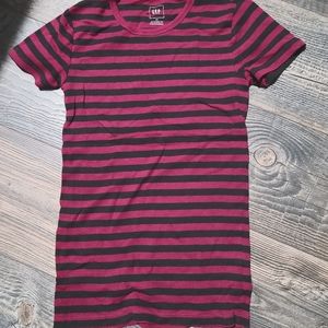 GAP stripped shirt